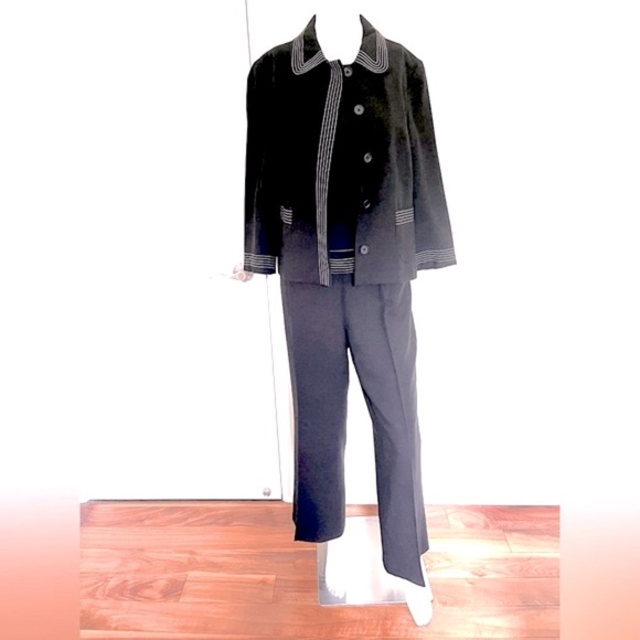 Zara black rayon blazer & pants 2 Pc summer suit for women US 10-12 - Picture 1 of 16